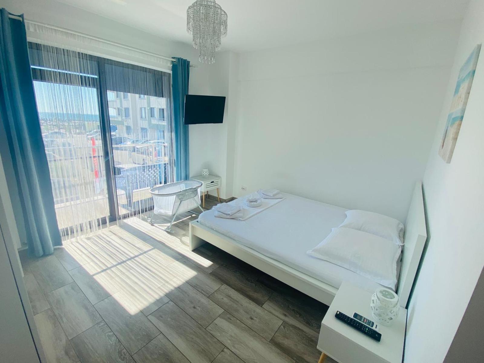 Apartament Andy Mamaia Nord 30 m de plaja Năvodari Exterior foto